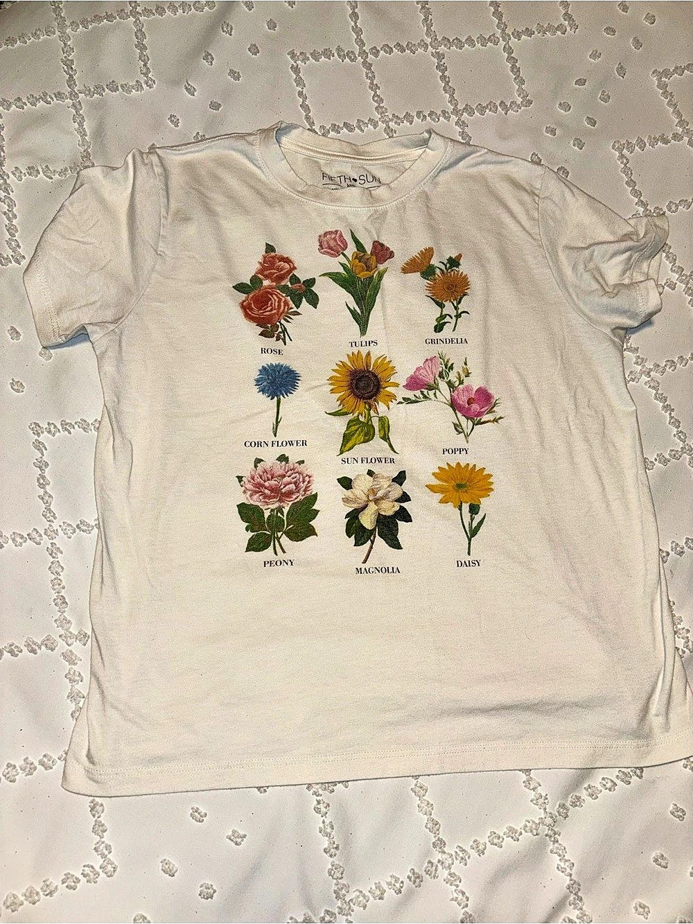 Fifth Sun Floral Graphic Tee in White Size Large